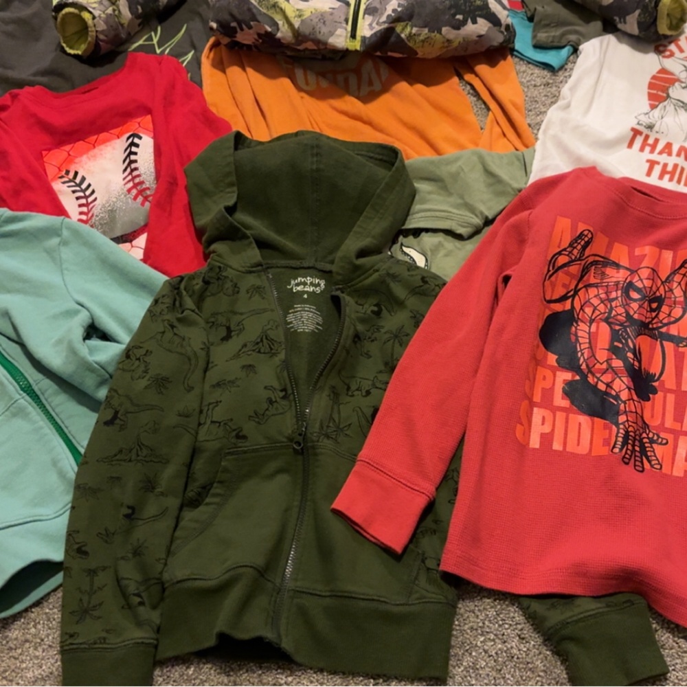 26 items. Size 4 & 5.